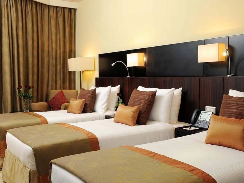 Mövenpick Hotel & Residences Hajar Tower